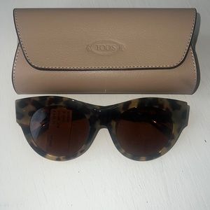 Authentic Tod’s sunglasses